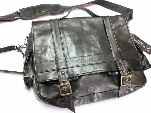 BORSONE DA UOMO IN VERA PELLE COLORE NERO, MOD: GASTONE - NERO