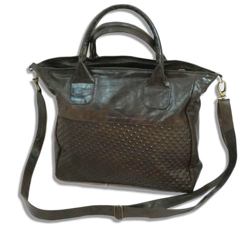 Bolso de Mujer de Piel Color Marrone. Modelo Burbuja Artesanía Itali