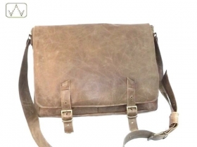 Besace en Cuir Veau , Modèle: Prad