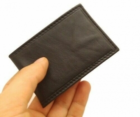 BLACK LEATHER CARD HOLDER