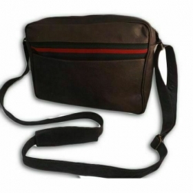VINTAGE BROWN LEDER MESSENGER TASCH